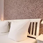 Mariposa 4*