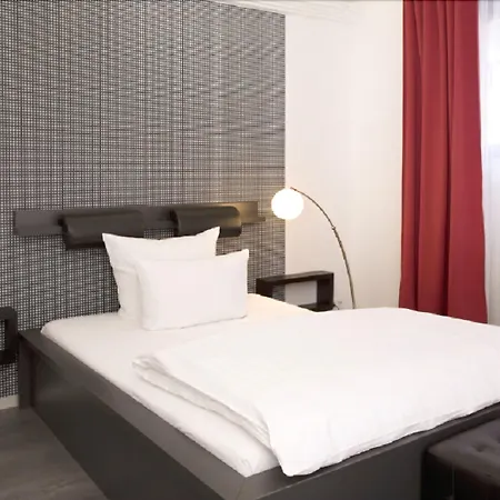 Mariposa 招待所 4*