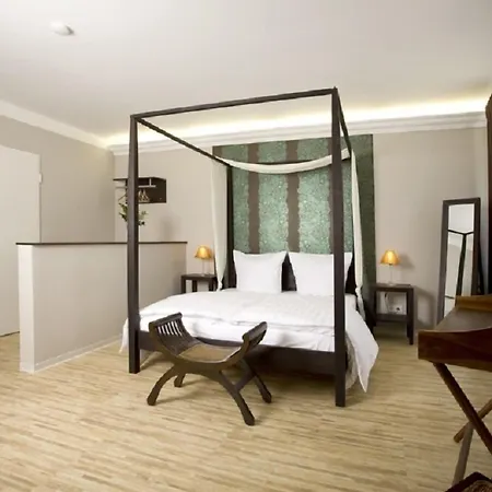 Mariposa 招待所 4*