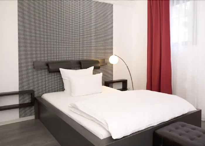 Mariposa Pensión 4*