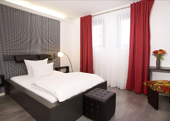 Pensión Mariposa 4*