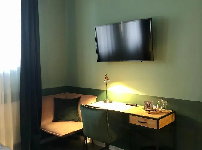 Pensión Mariposa 4*